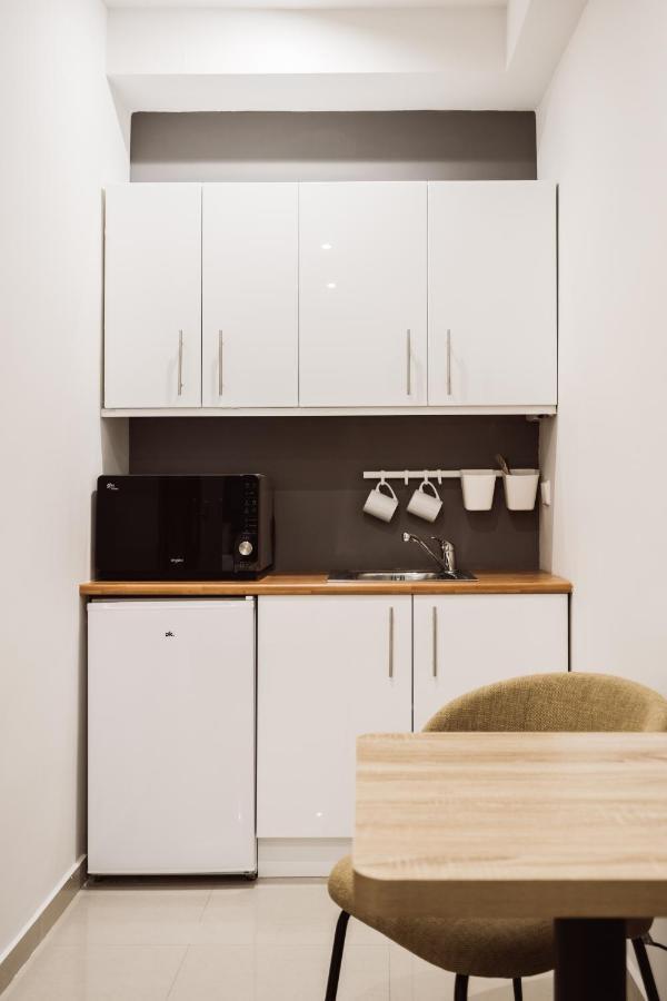 Exclusive Rooms In The Heart Of The City Madrid Exterior photo