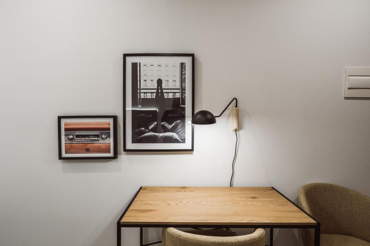 Exclusive Rooms In The Heart Of The City Madrid Exterior photo